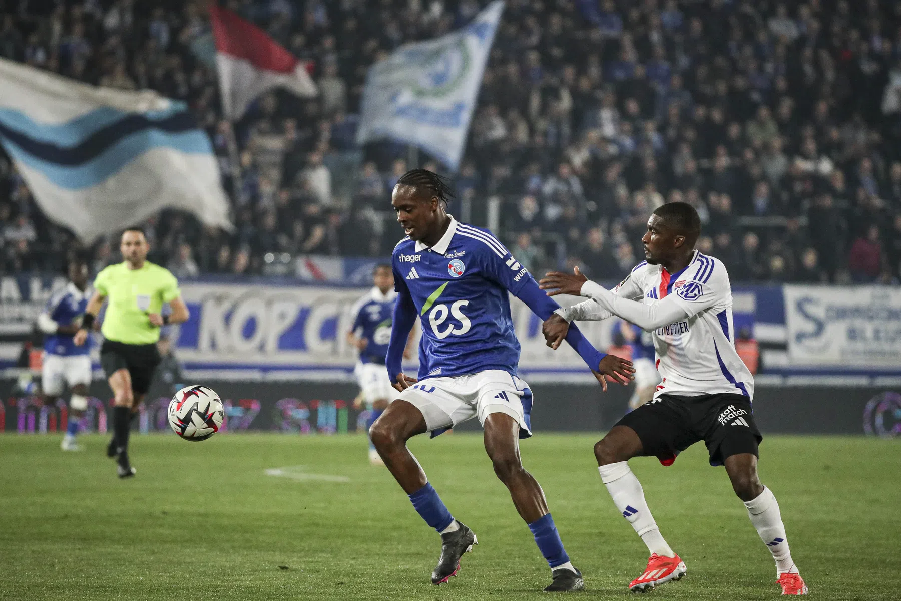 Emegha scoort na doelpuntloze interlandperiode wel in Ligue 1