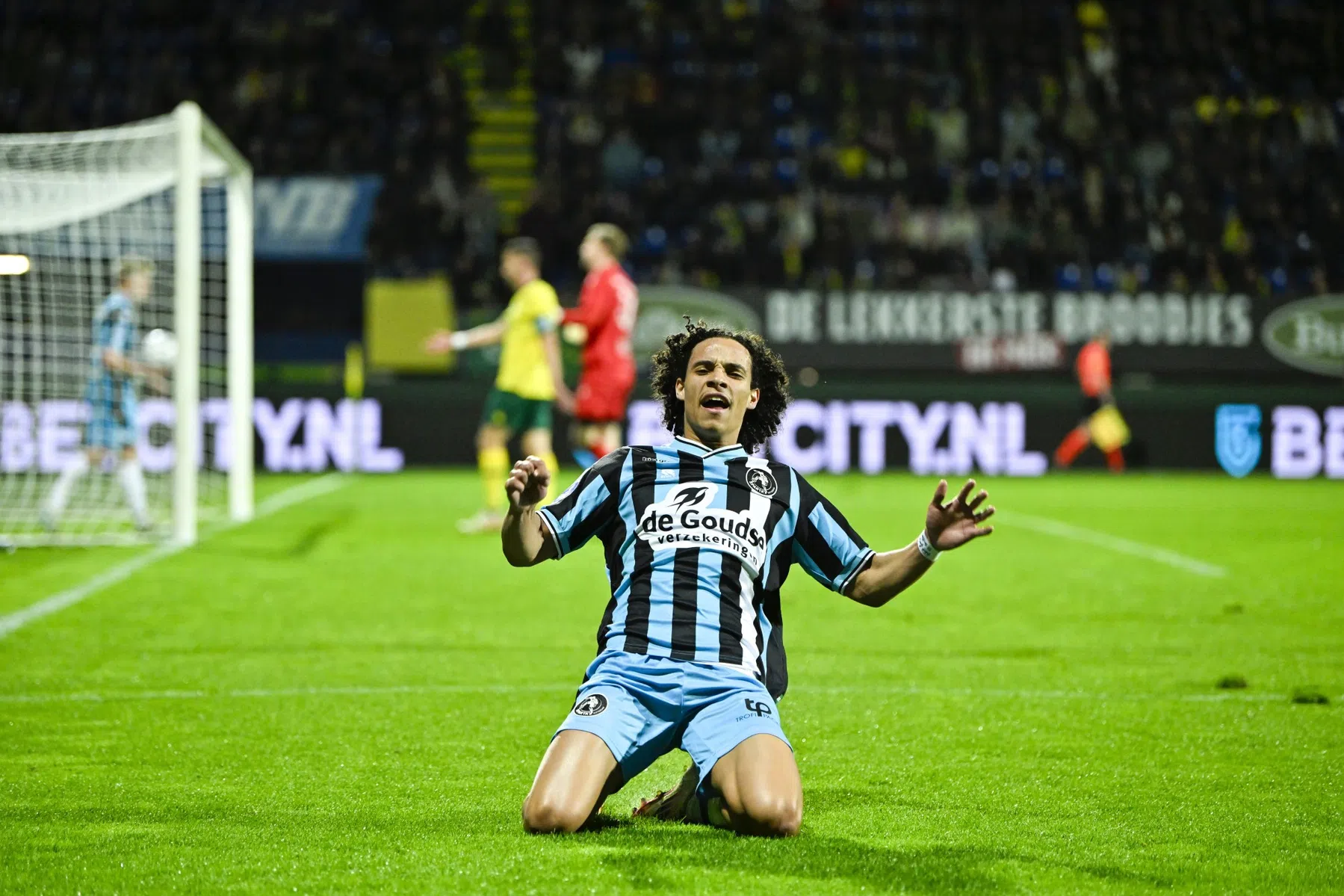 Heerlijke goal Zechiël hoogtepunt van topavond voor Sparta