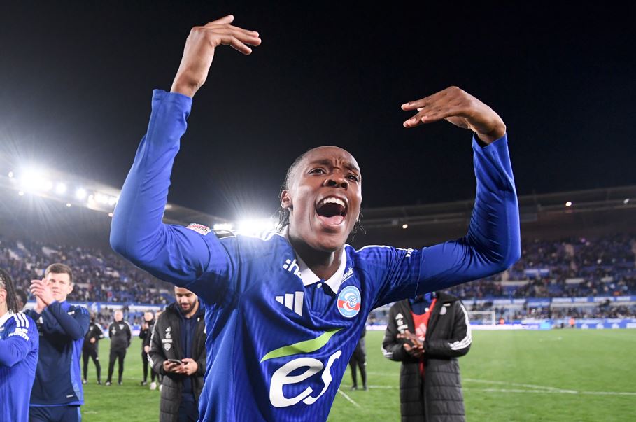 Franse media lyrisch over 'Emegol' Emegha: 'Hij is dé speler van het jaar'