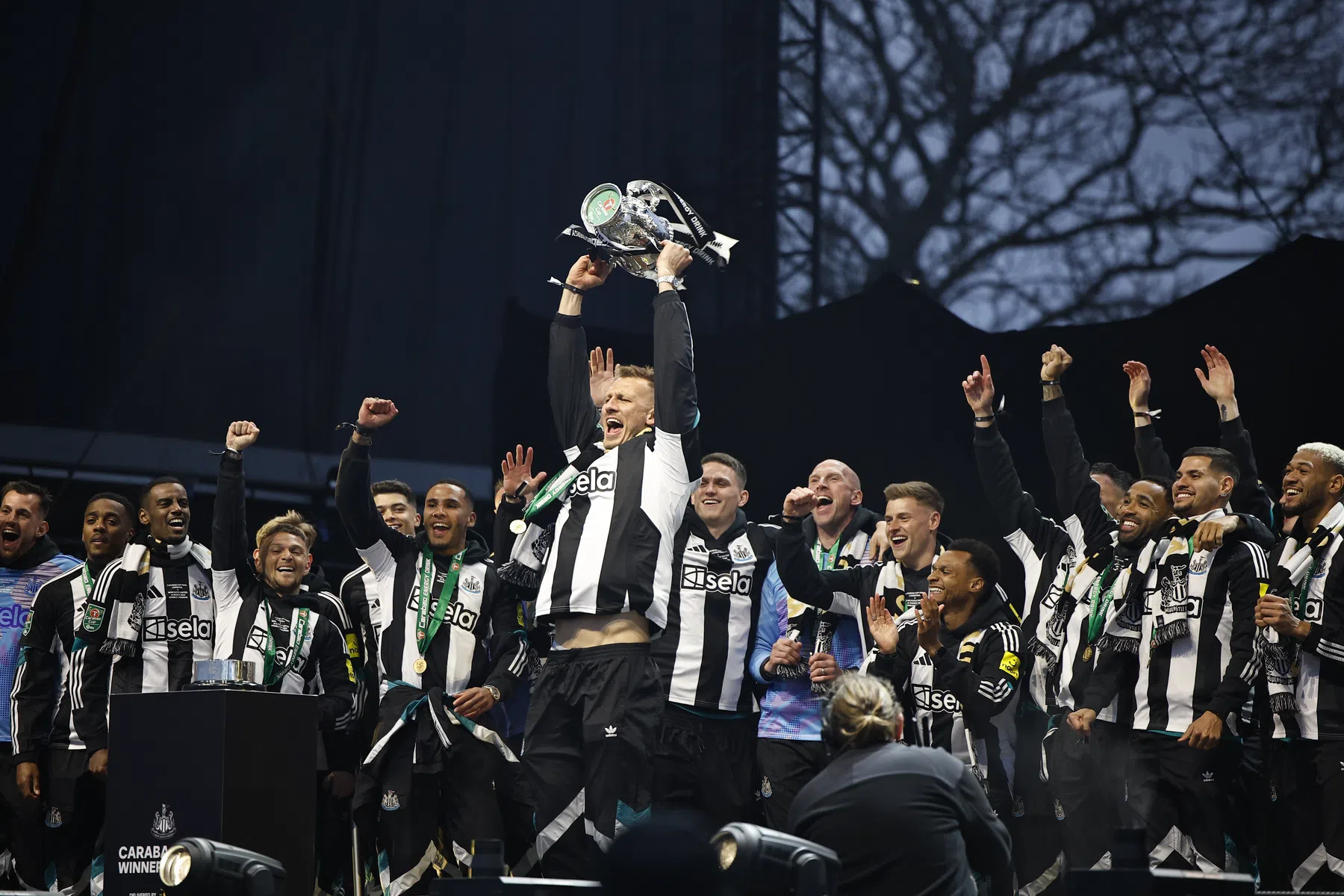 Fraaie beelden: Newcastle loopt massaal uit voor historische huldiging