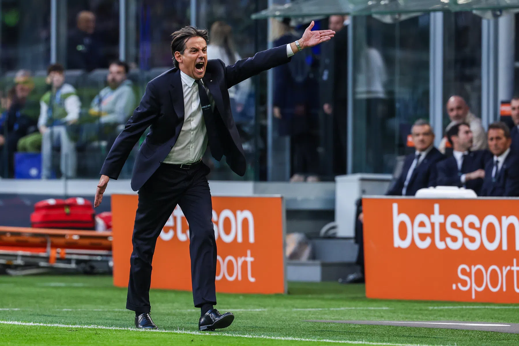 Koploper Internazionale maakt geen fout, maar coach Inzaghi pakt rood