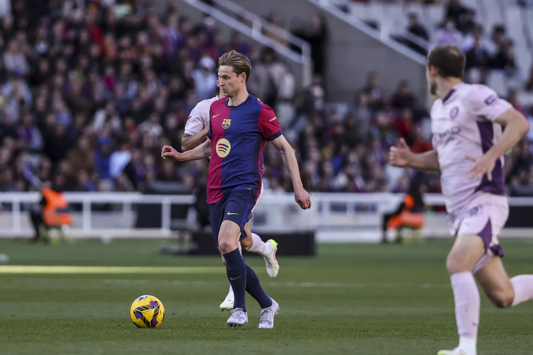 Flick licht De Jong uit als toonbeeld van aanvalslust