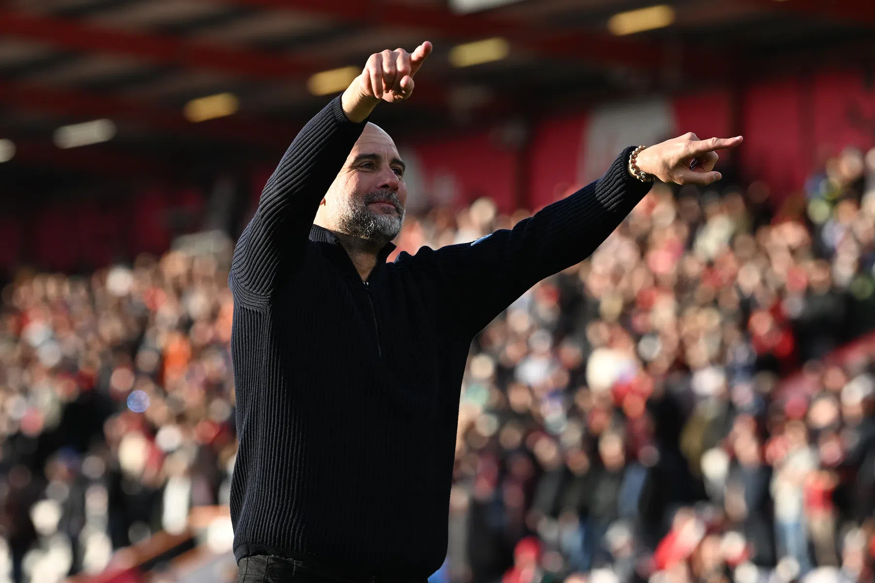 Guardiola wordt eindelijk weer enthousiast als hij naar City kijkt