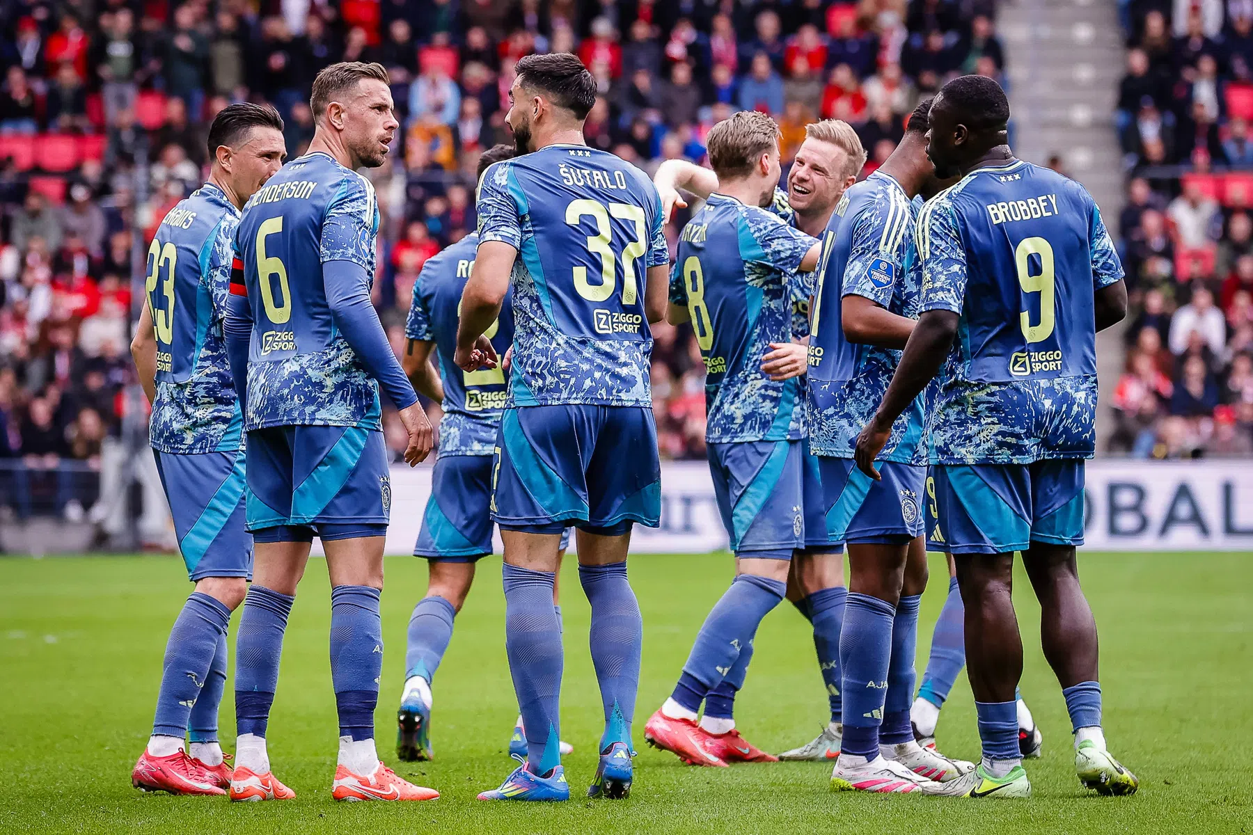 12 op 12: Ajax haalt perfecte score in traditionals