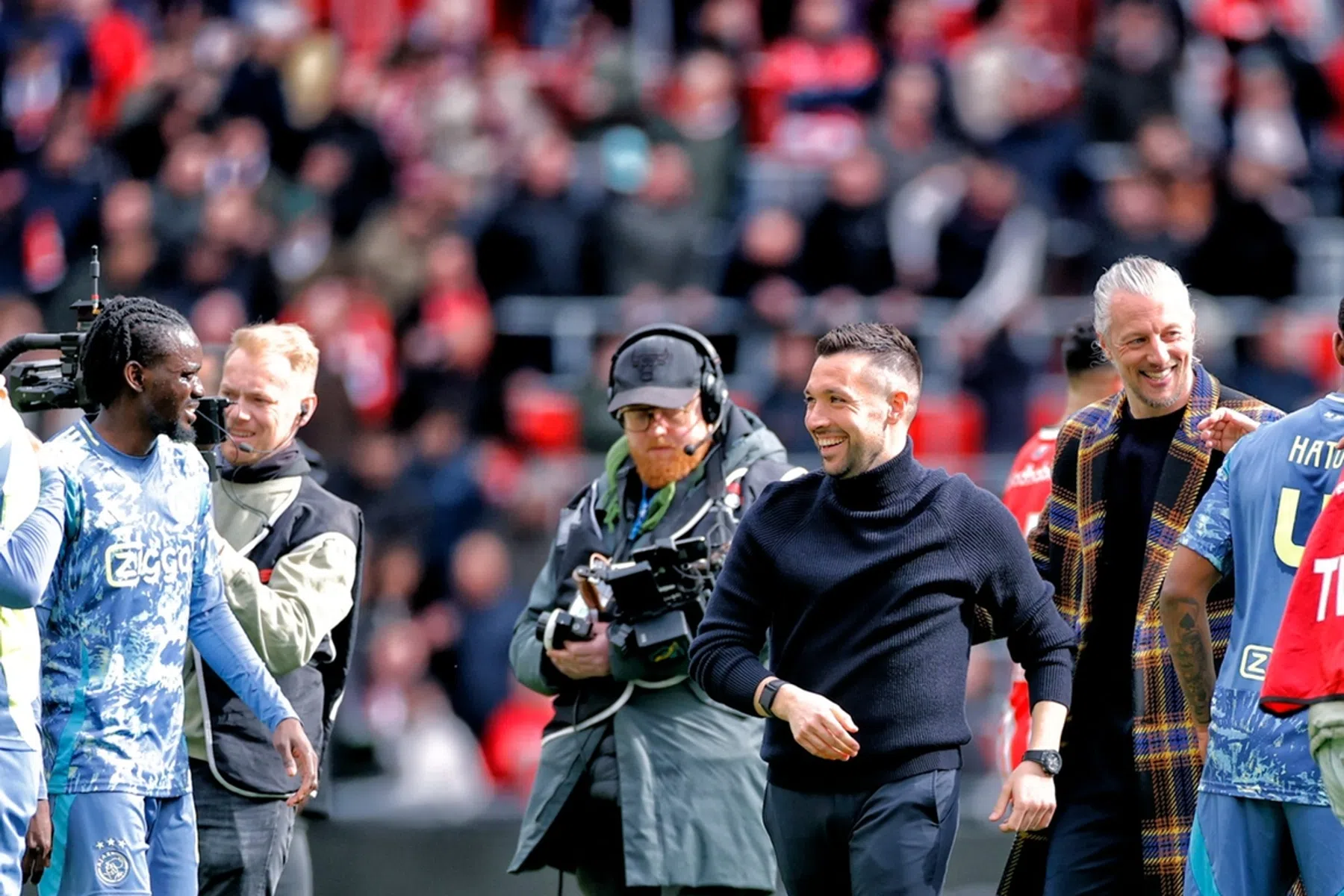 Eredivisie op Rapport: hoog cijfer Farioli, forse onvoldoende arbiter Oostrom