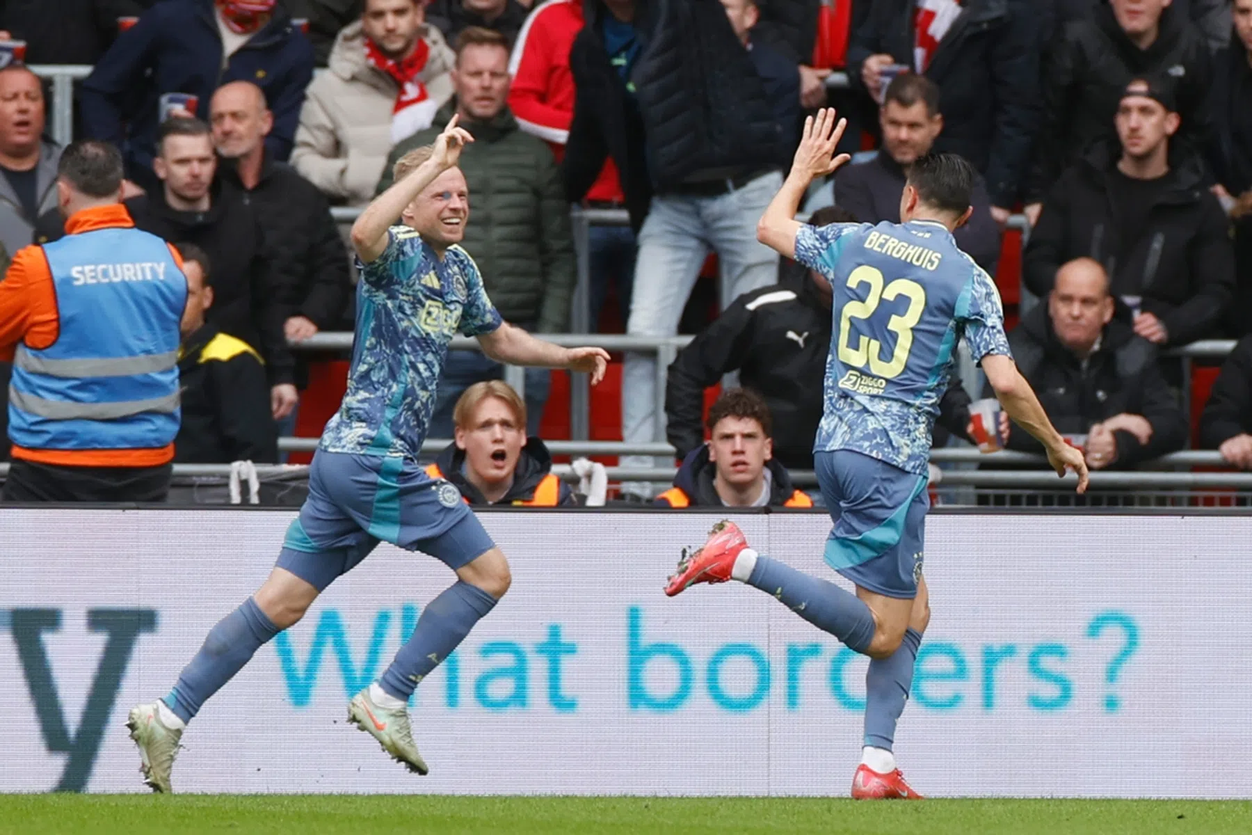 Elftal van de Week: Ajax hofleverancier na reuzenstap richting landstitel