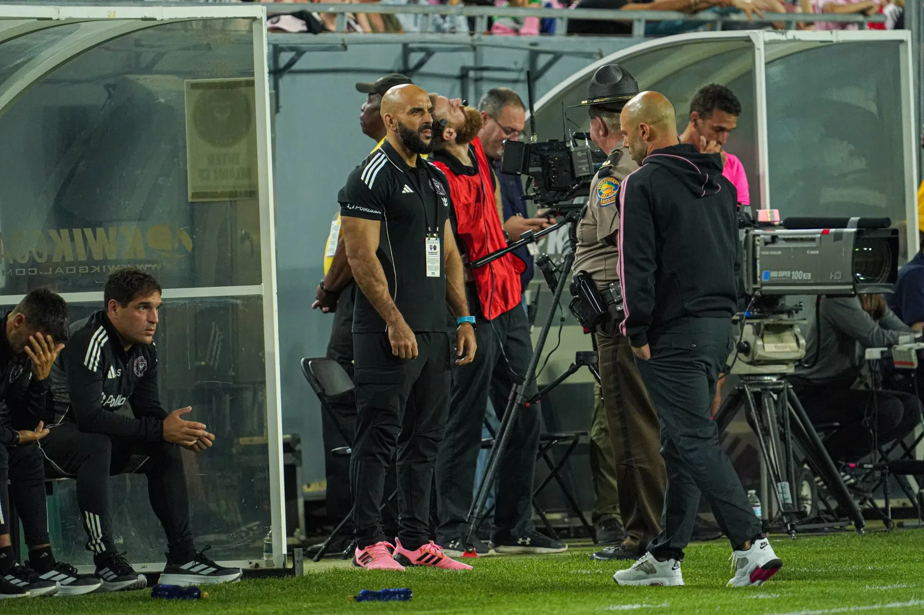 MLS wil bodyguard Messi niet langer langs het veld zien