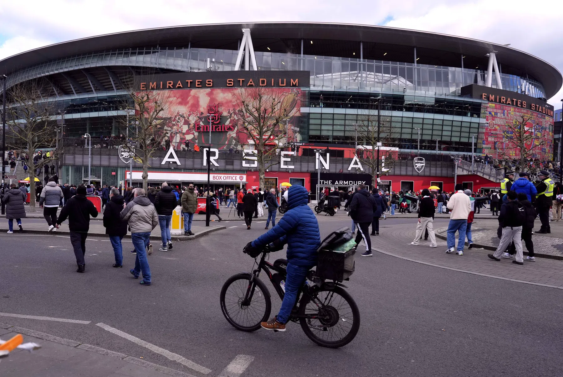 Arsenal kan de titelhoop alleen met een zege levend houden