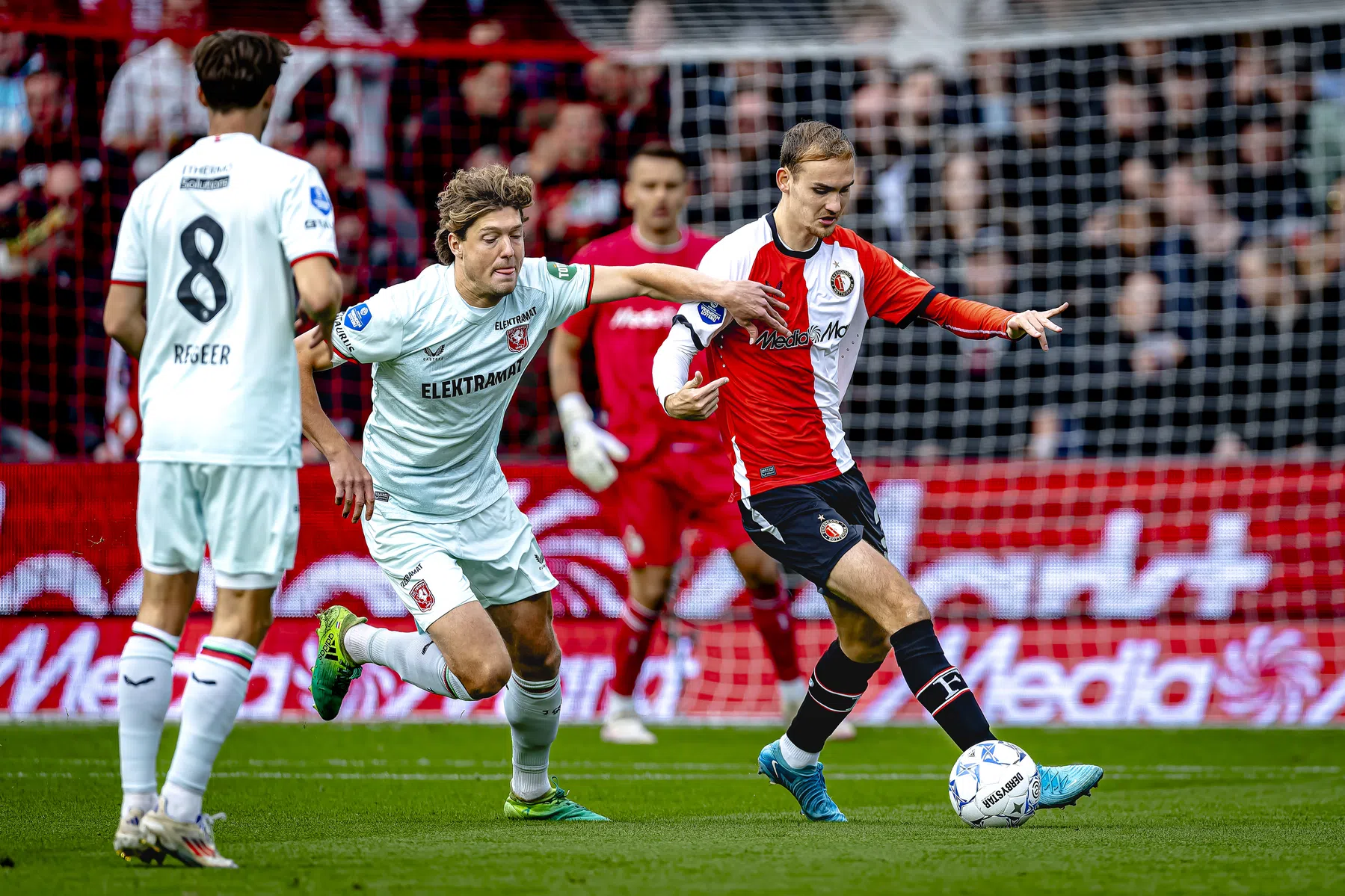 Feyenoord met twee nieuwe namen op jacht naar plek drie