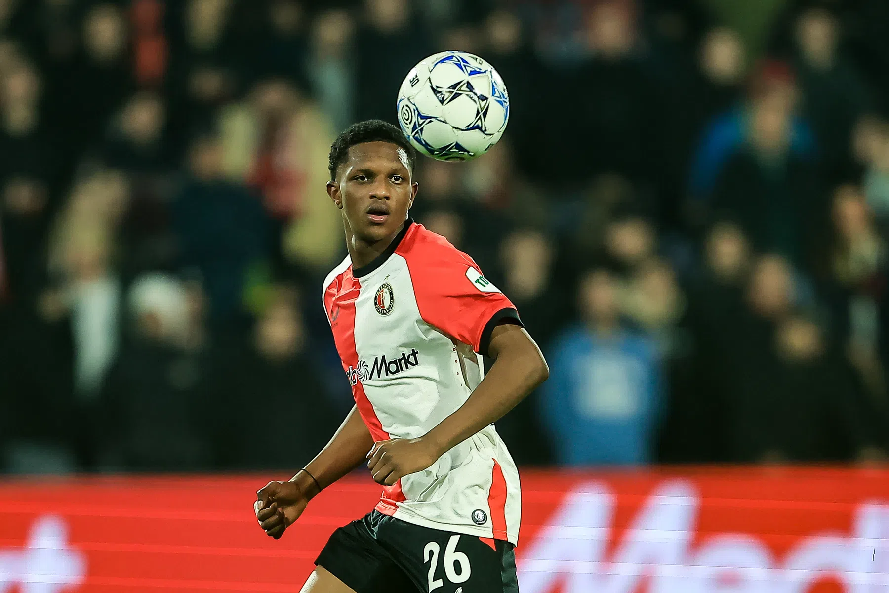 Feyenoord verlengt verbintenis Read voor tweede keer dit seizoen