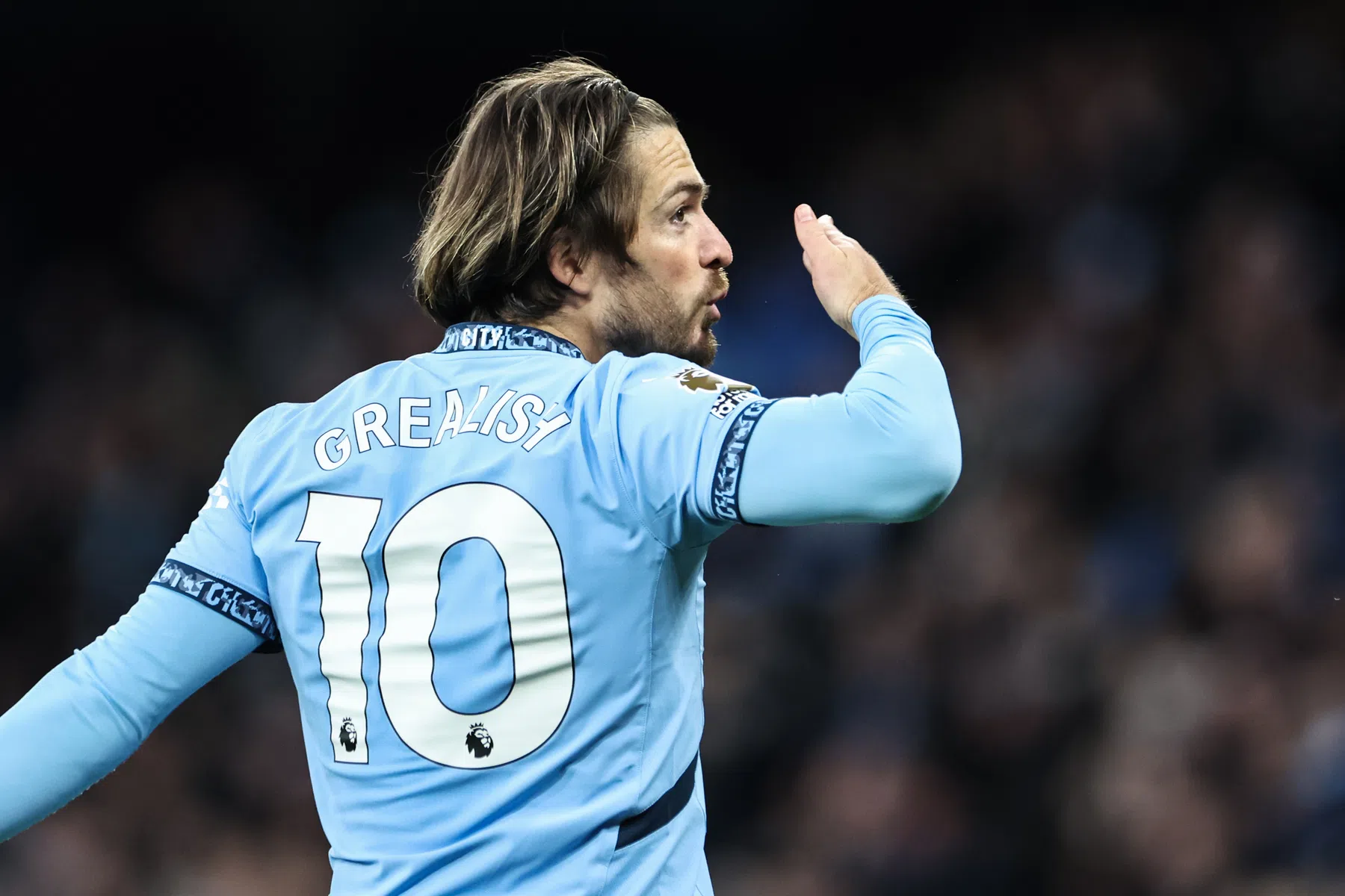 Grealish draagt eerste doelpunt in zestien maanden op aan overleden broertje
