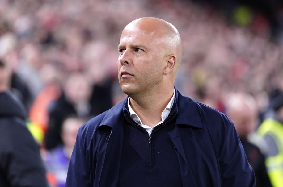 Slot hekelt uitspraken Owen: 'Michael heeft toch voor ons gespeeld?' 