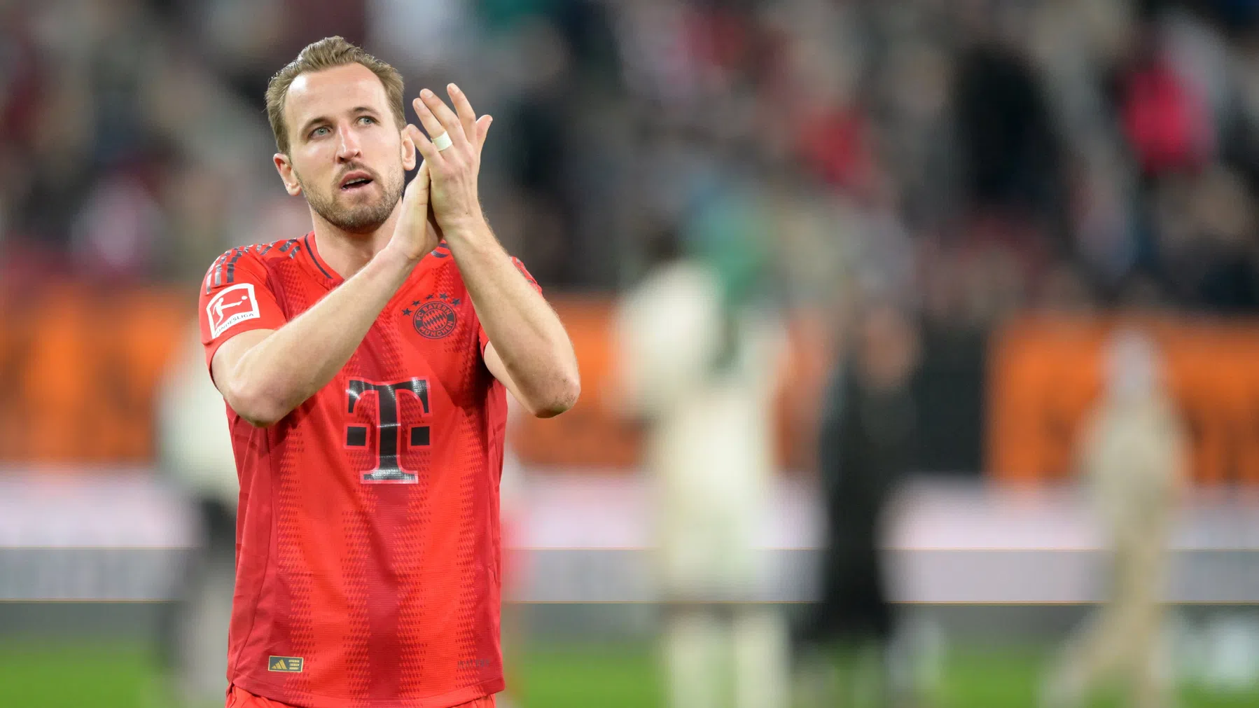 Kane troeft Robben af en is nieuwste centurion Bayern