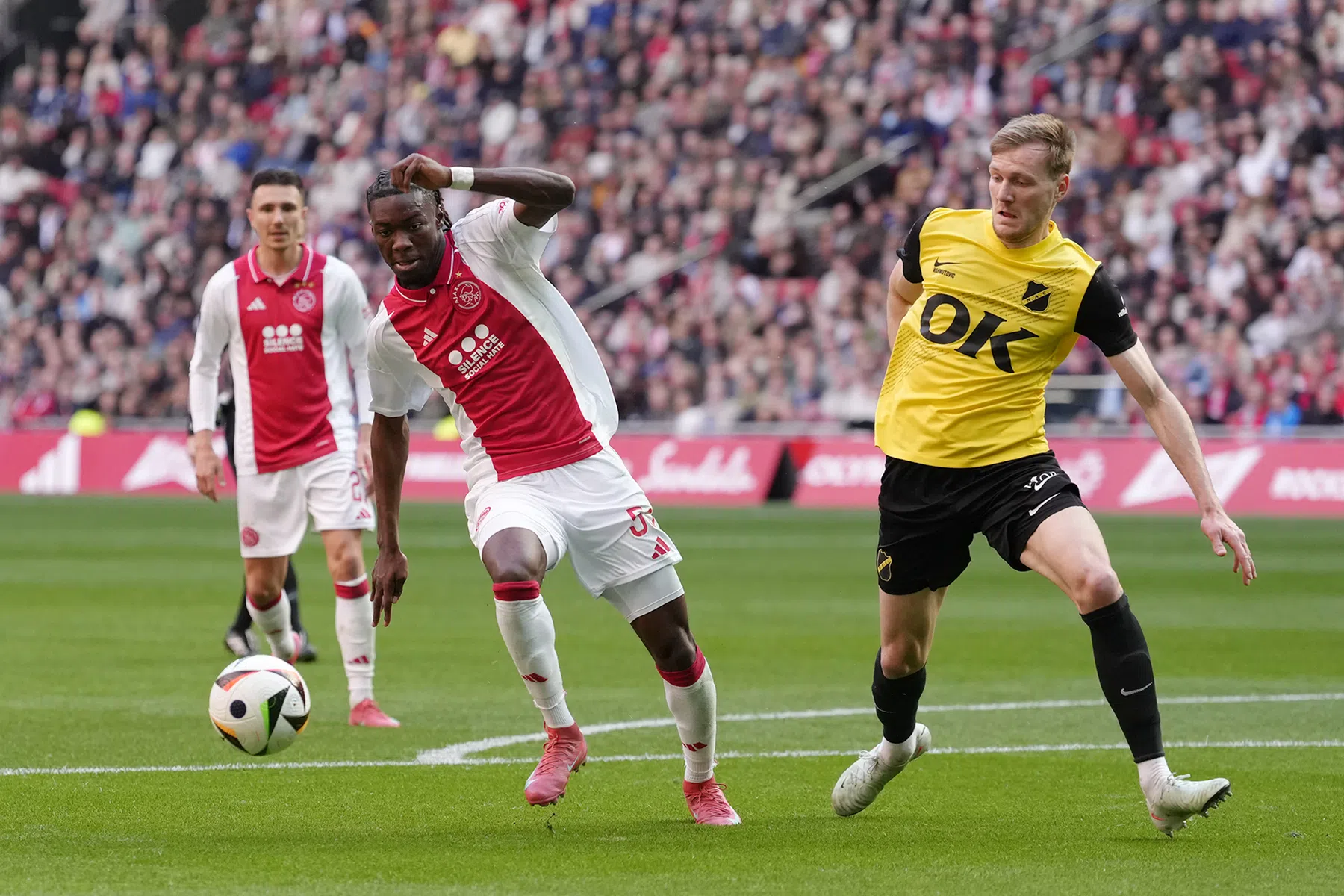 Konadu eerlijk over 'stroeve start' tegen NAC: 'Maar heb me goed herpakt'