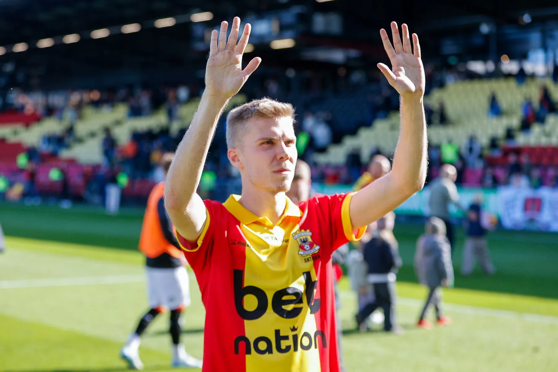 Afellay voorspelt toptransfer: 'Als ik AZ was, zou ik hem blind nemen'