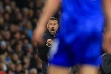 Thumbnail for article: Van Nistelrooij krijgt van onder uit de zak: 'Niks verbaast me meer met deze manager'