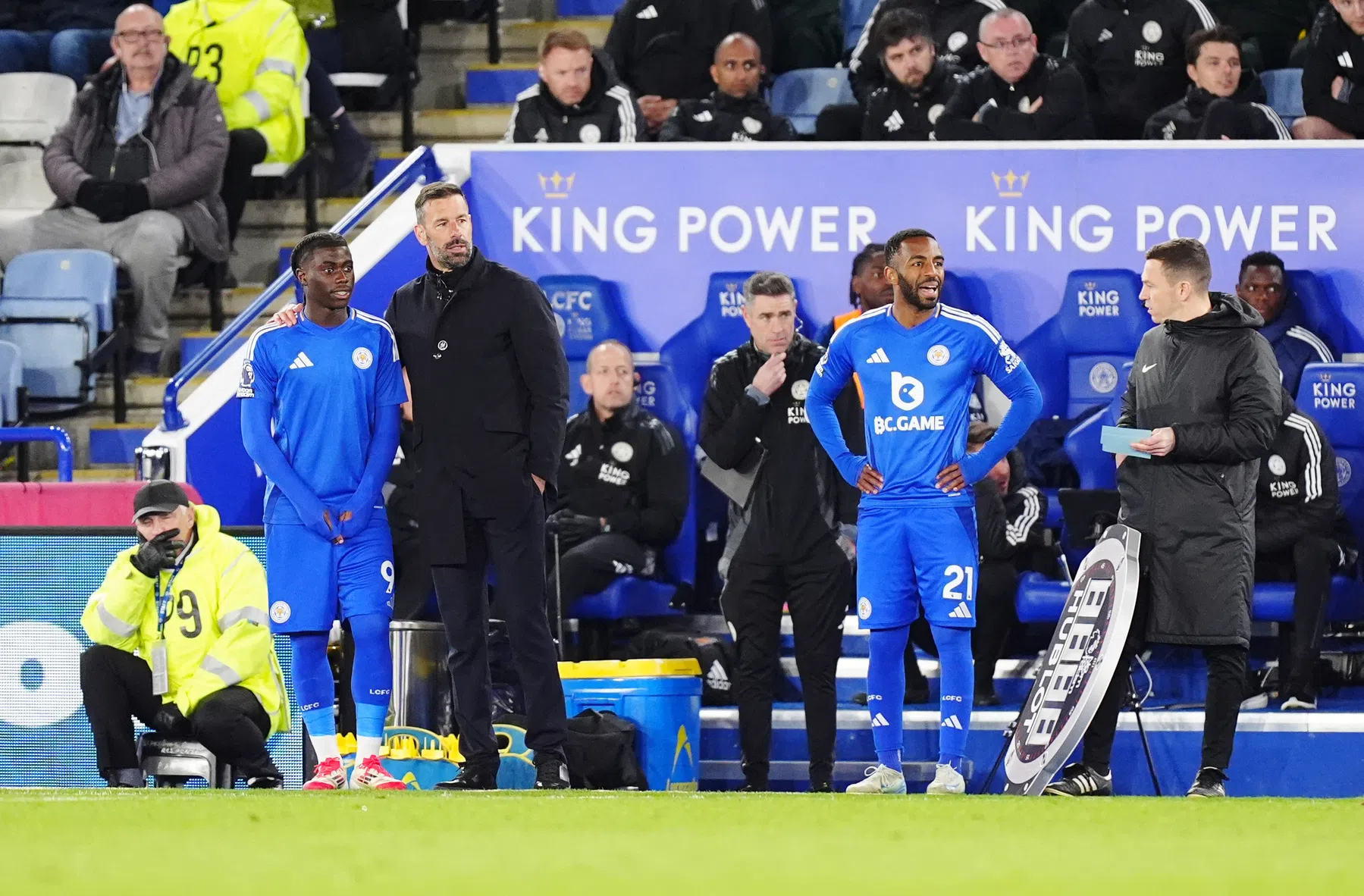 Waarom piepjonge Leicester-debutant (15) zonder shirtsponsor speelde