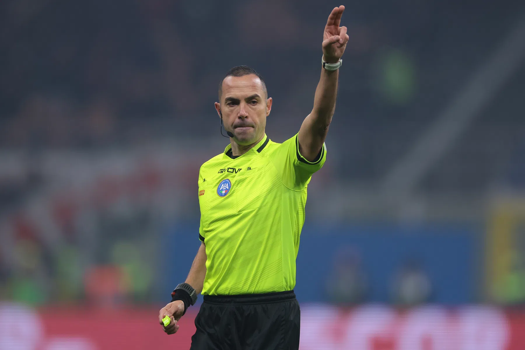 Twee arbiters zien af van 'thuisfluiten' bij Napoli: 'Het is onveilig voor ons'