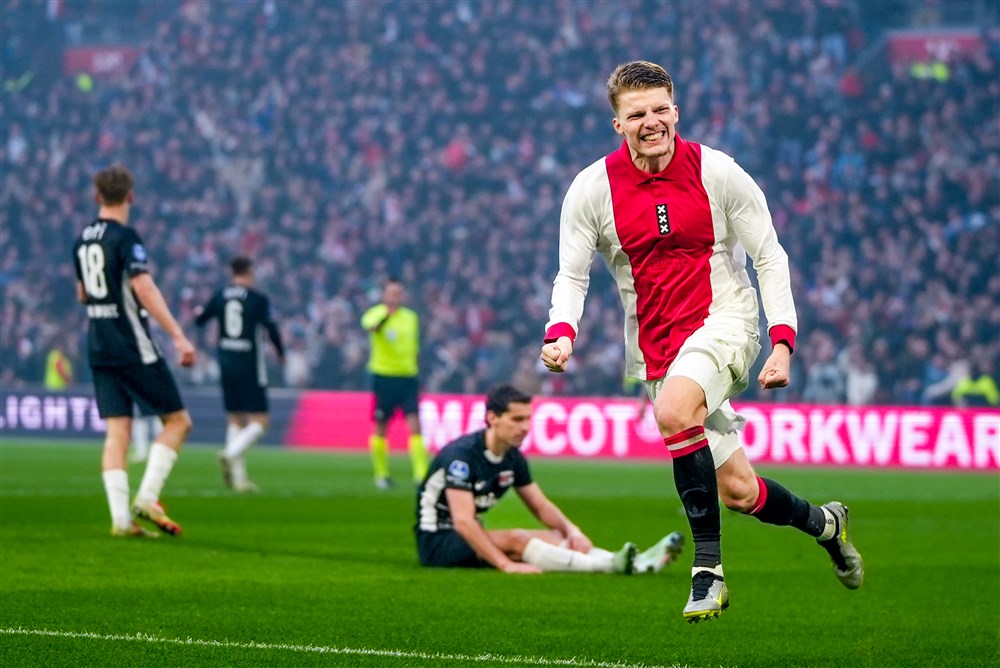 Pak Schaal Podcast Extra: Rosa of Gaaei op rechtsback bij Ajax?