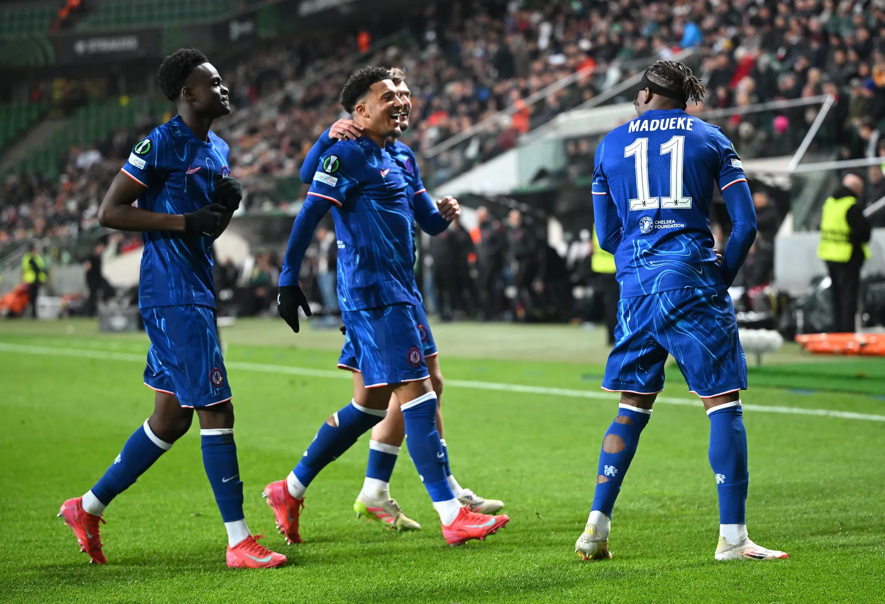 Chelsea zet in Polen grote stap naar halve finale Conference League