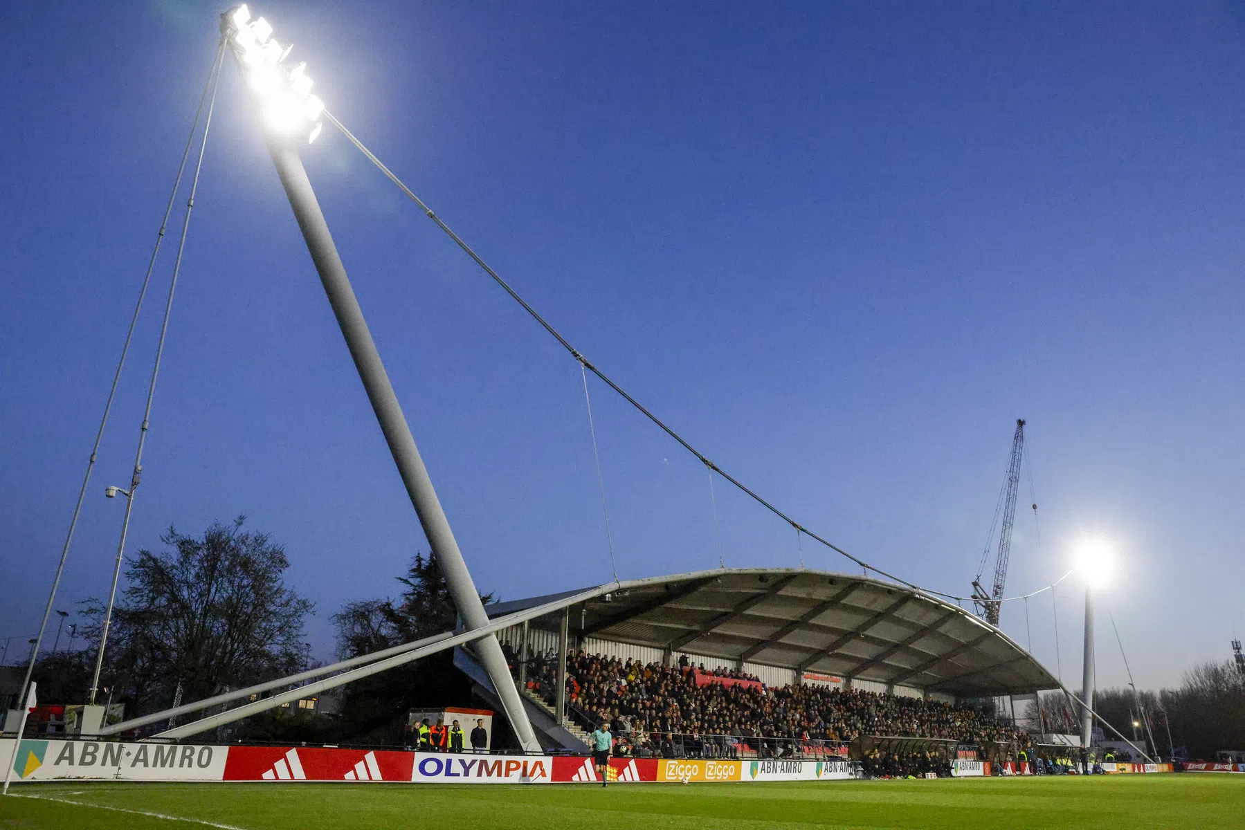 Ajax selecteert door: vijf spelers Jong Ajax vertrekken

