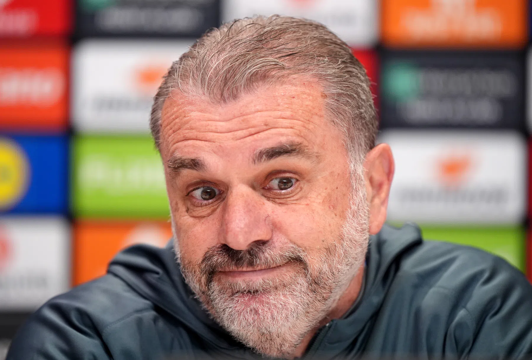 Postecoglou vol ongeloof over sentiment rond Spurs: 'Goud in rotzooi veranderd'