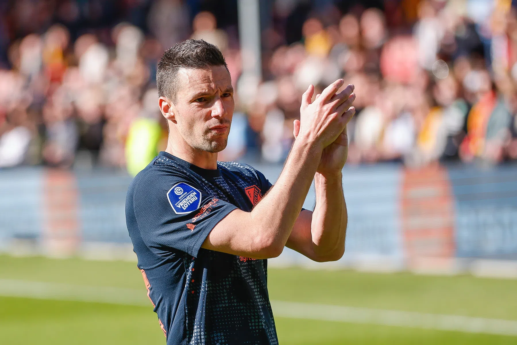 Viergever gaat langer door bij FC Utrecht nu ultieme doel bijna bereikt is