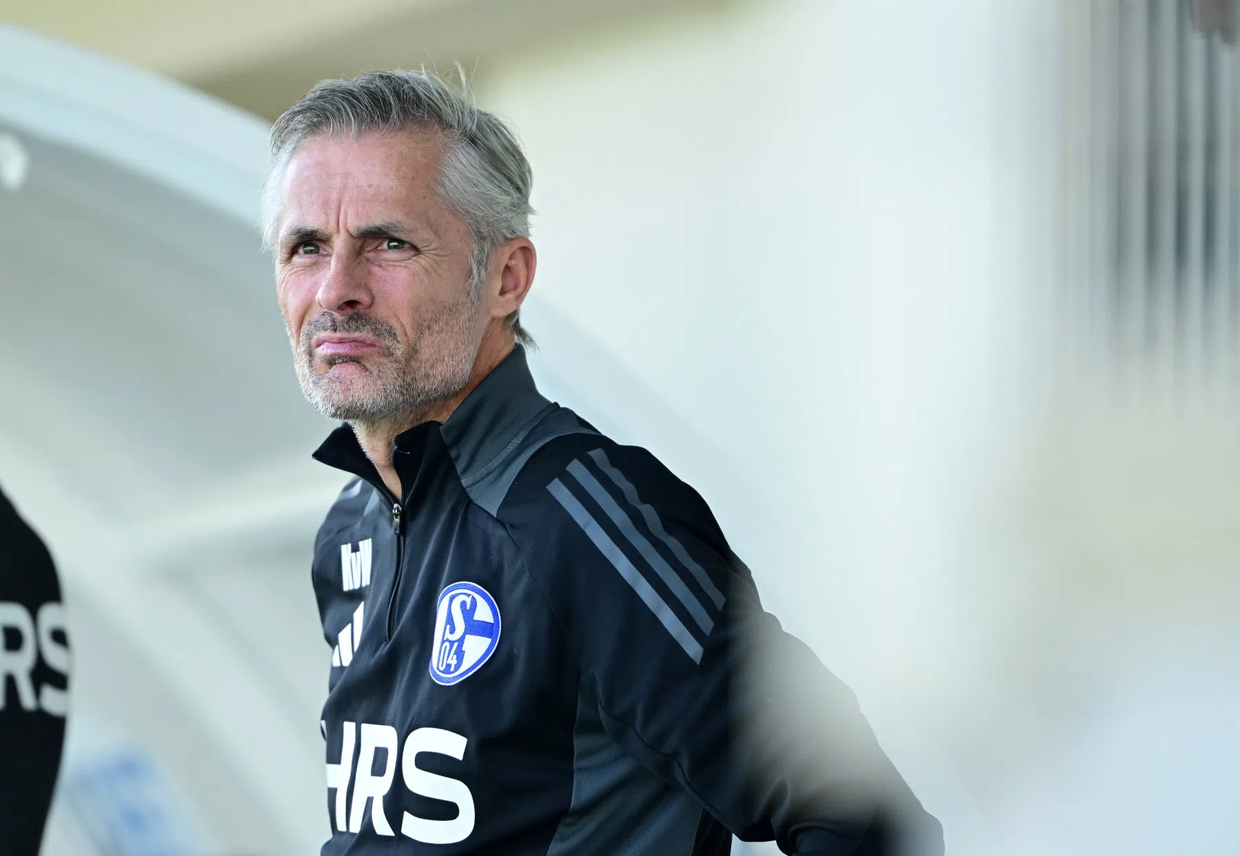 Blamage met Schalke voor Van Wonderen bij hekkensluiter