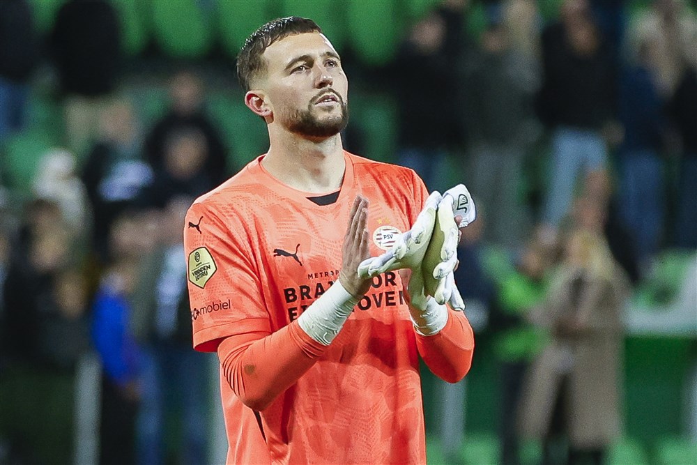 'Als PSV Drommel als eerste keeper ziet voor volgend seizoen, moet je hem nu opstellen'