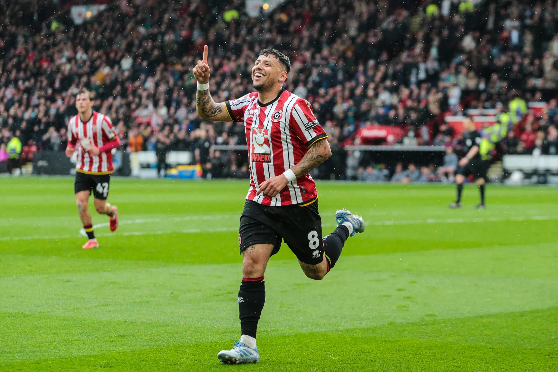 Hamer houdt Premier League-droom Sheffield United levend