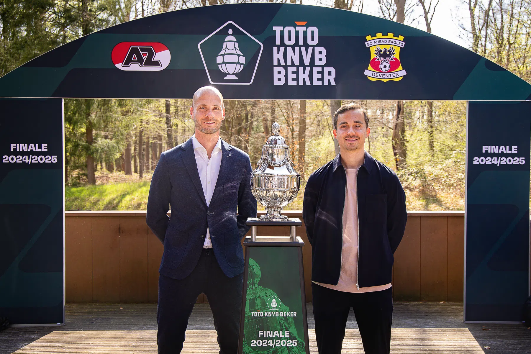 Go Ahead Eagles in de ban van de beker: 'Hij is wel mooi hè?'