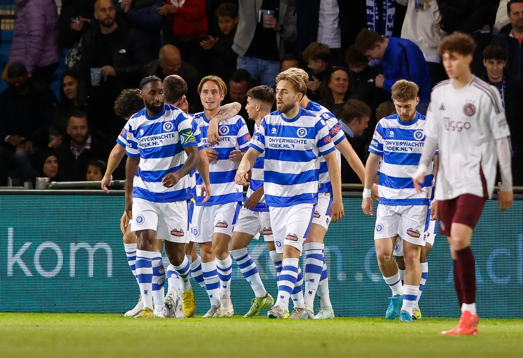 De Graafschap overrompelt Jong Ajax in openingsfase en nadert play-offs