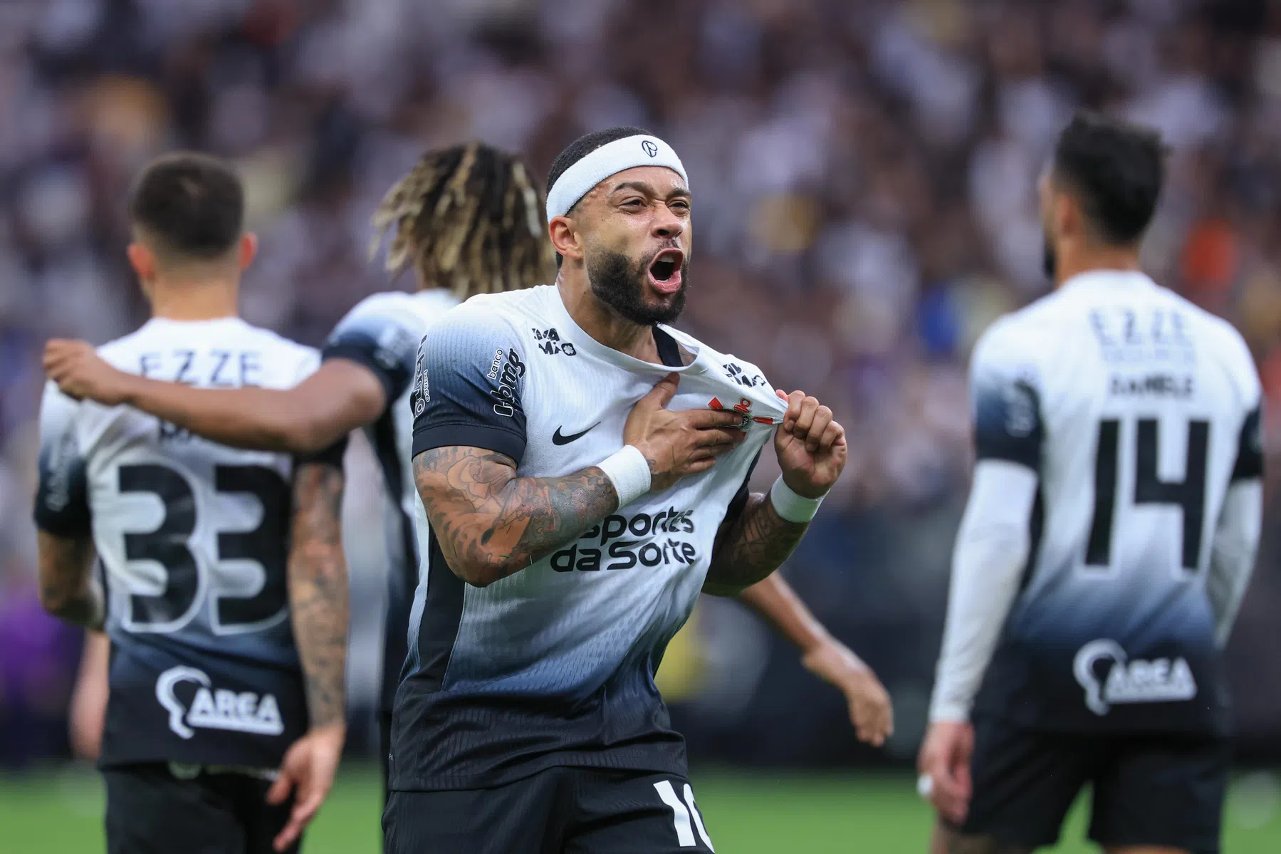 Memphis eist meer van Corinthians: 'Ik ben een winnaar'