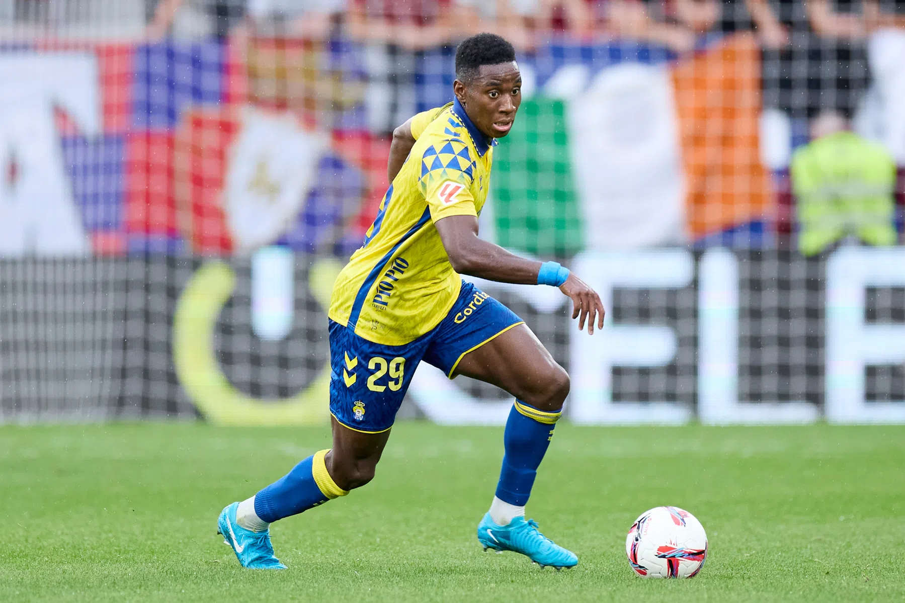 De nieuwe Kanté? Het Portugese toptalent dat al door Chelsea is vastgelegd