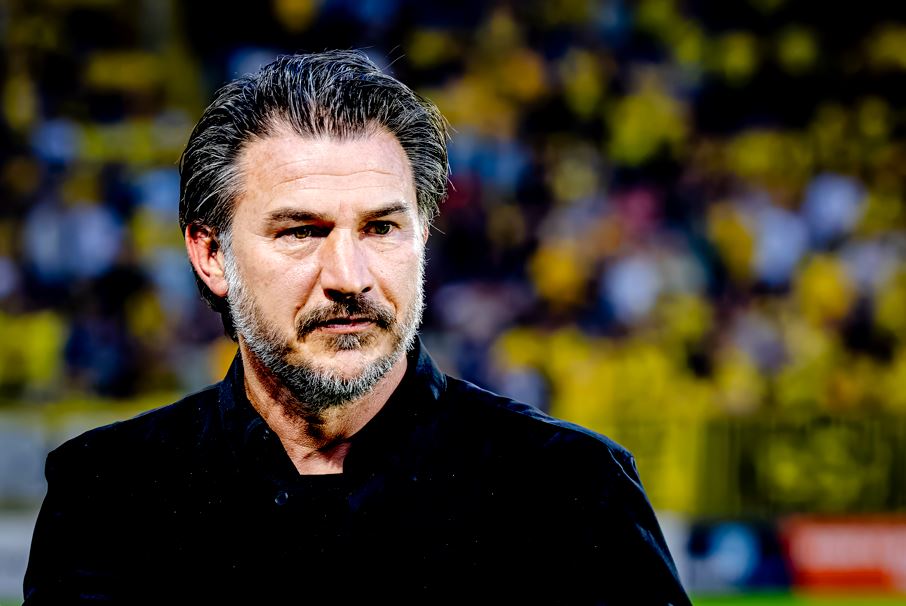 Hoefkens over foeterende Martens: 'Ja, bizar is het wel een beetje'