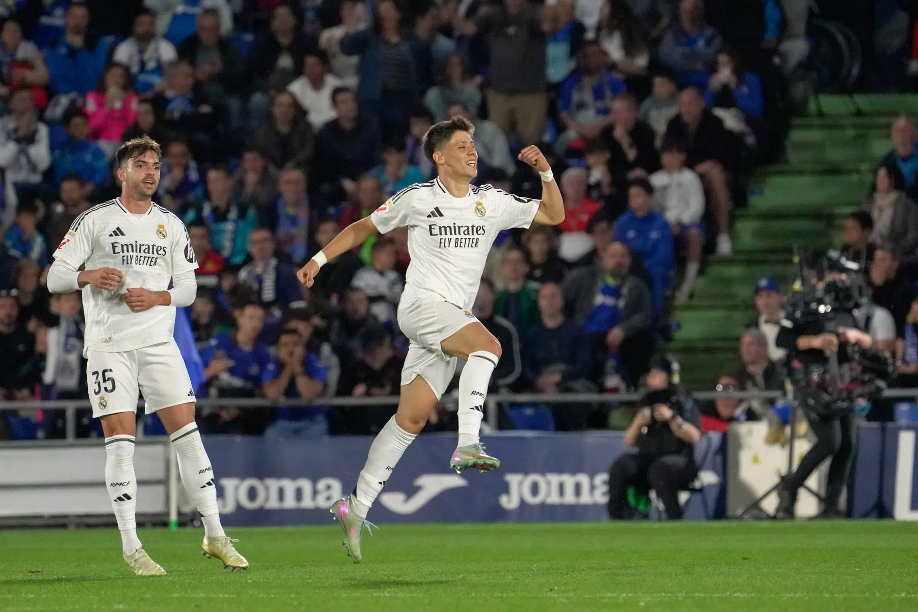 Real Madrid volgt voorbeeld Barcelona in aanloop naar Clásico's