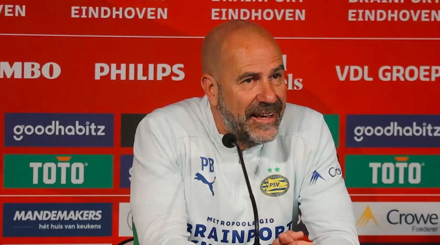 Bosz vindt Mauro Júnior goed genoeg als linksback voor Oranje