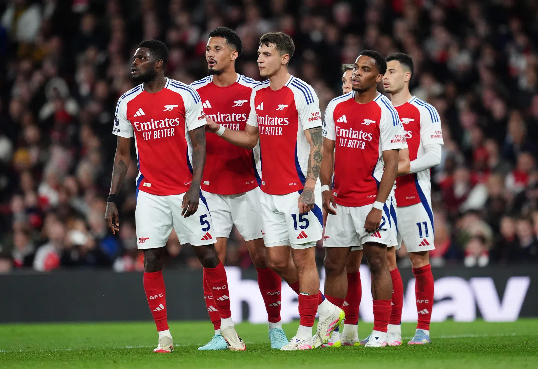 Liverpool moet nog even geduld hebben: Arsenal strompelt naar punt in stadsderby