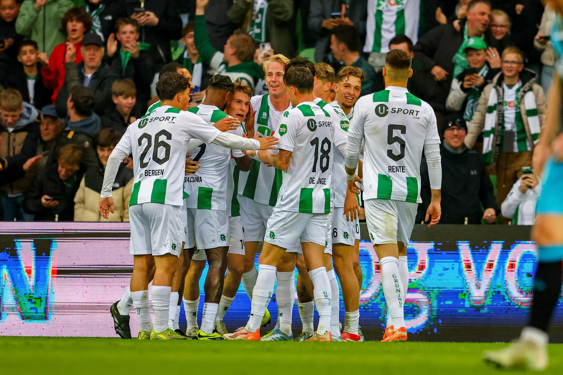 Valente treedt op Groningse feestavond in voetsporen van Suárez, Tadic en Kostic