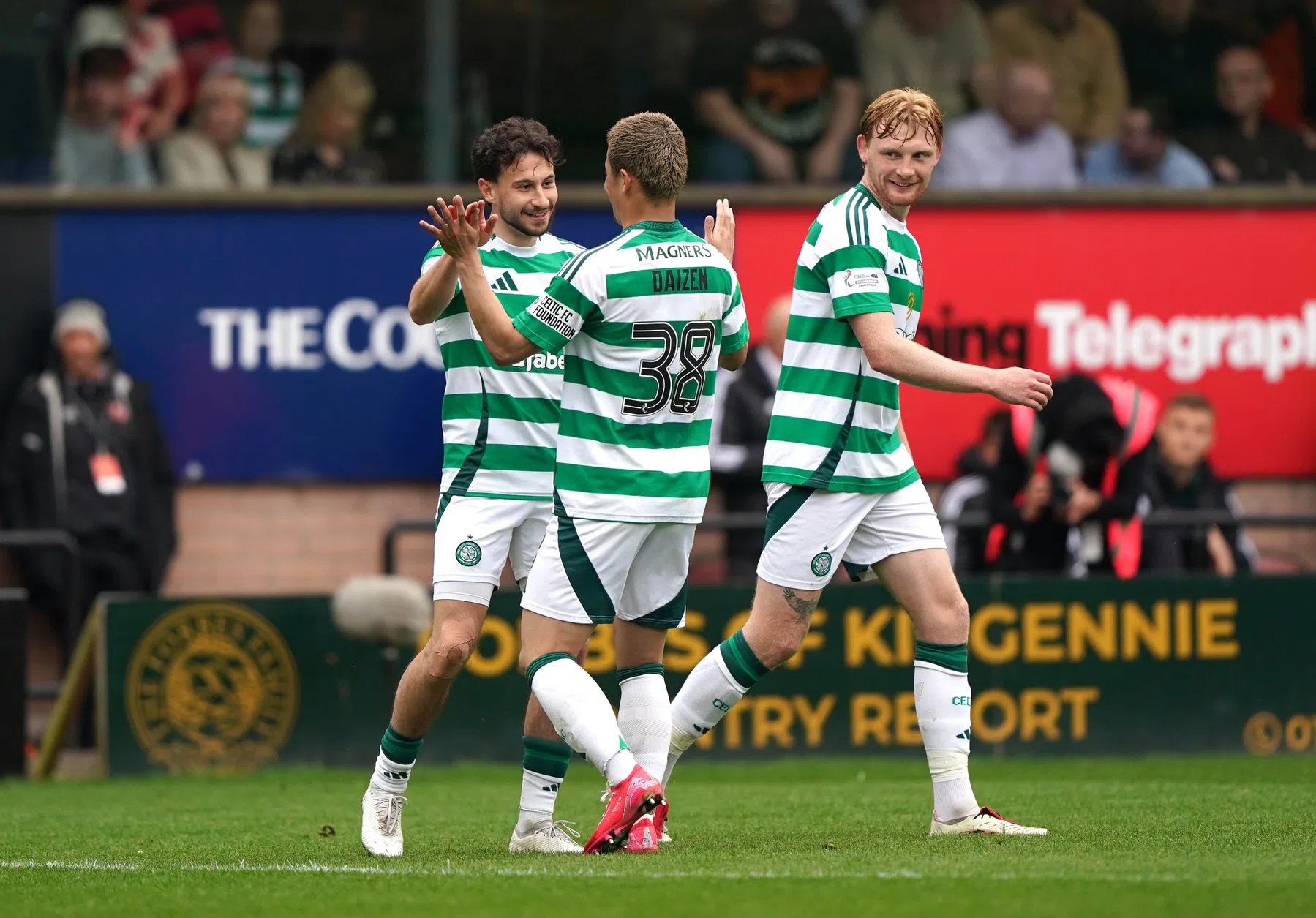 Celtic stelt met machtsvertoon vierde landstitel op rij veilig