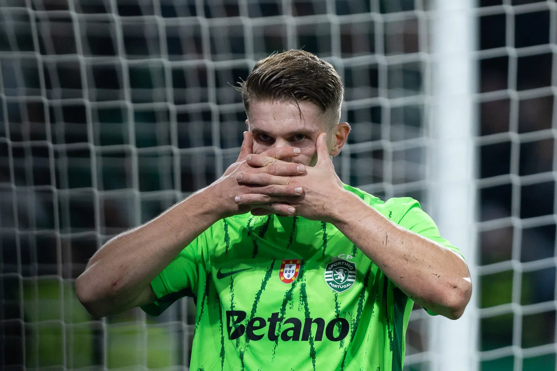Gyökeres neutraliseert met kwartet aan goals volgende aanval Benfica