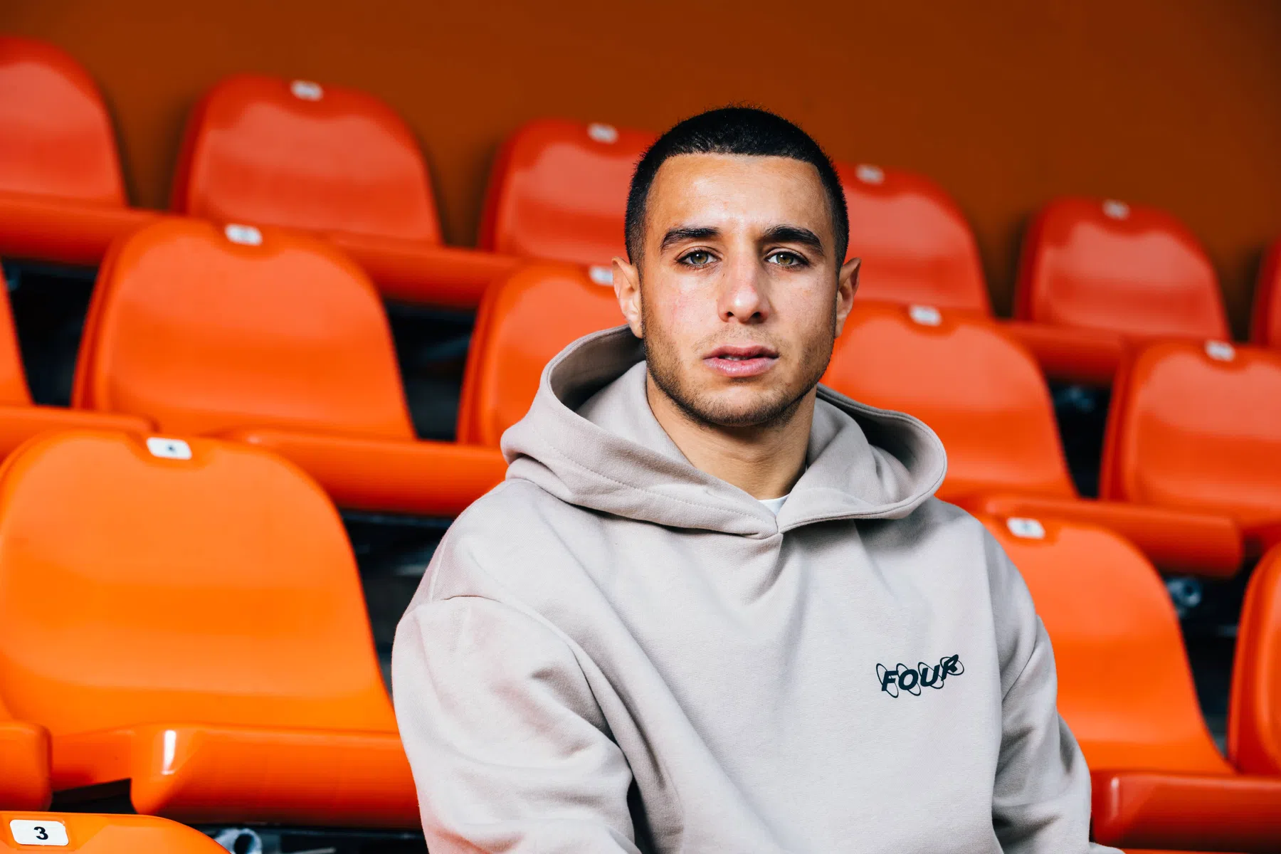 Assistkoning Ould-Chikh in gesprek met clubs uit La Liga