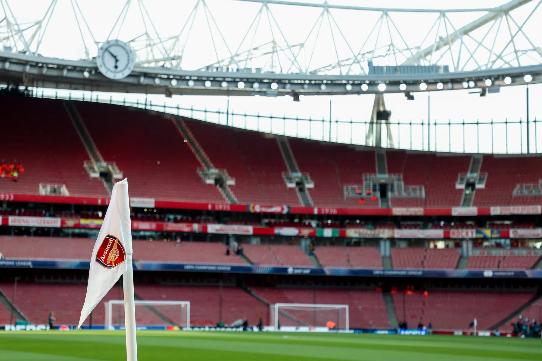 Kies tussen Arsenal en PSG: maak kans op 50x je inzet!