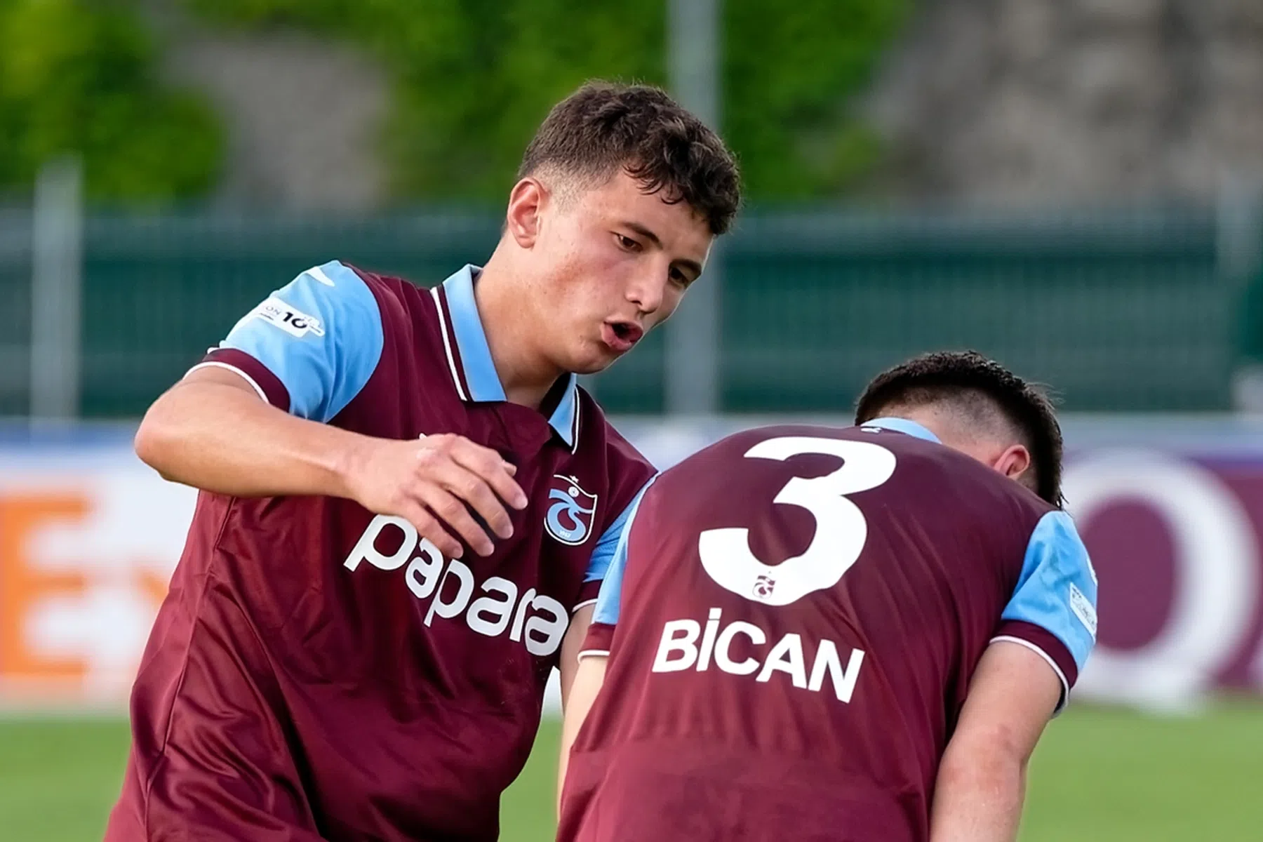 Trainer Trabzonspor verklaart de tranen na verloren Youth League-finale