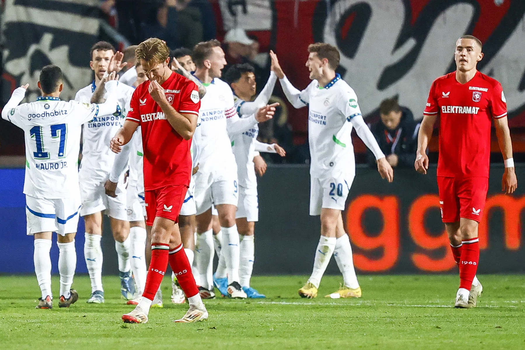 FC Twente kan beter naar Go Ahead Eagles dan AZ kijken