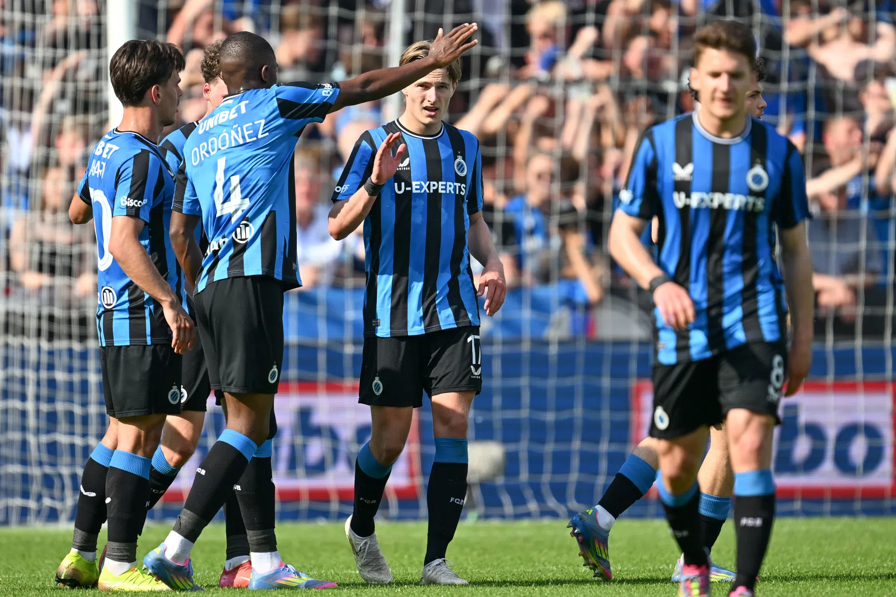 Watanabe-save kan Gent-nederlaag niet voorkomen: Brugge aan kop