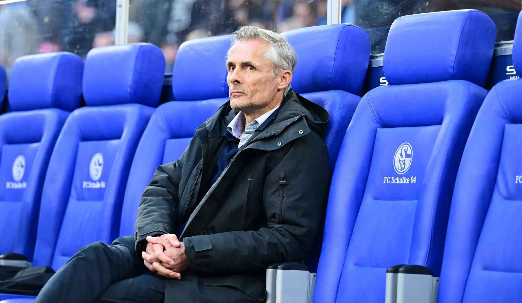 Duitse media: 'Fout van Schalke 04 om Van Wonderen niet te ontslaan'