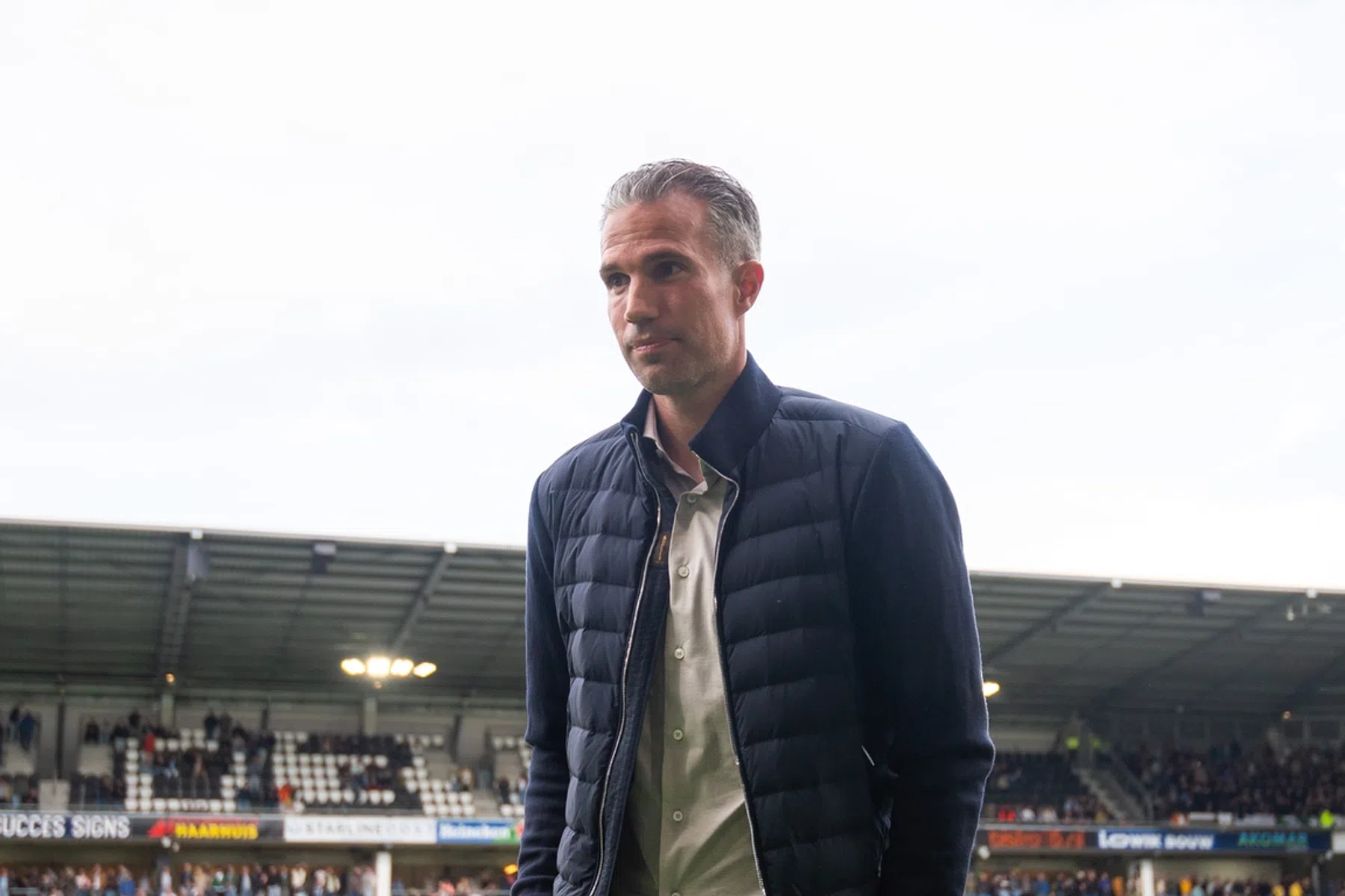 Van Persie niet geheel tevreden: 'We hadden er wel tien kunnen maken'