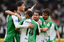 Thumbnail for article: Feyenoord heeft aan één helft genoeg en legt druk bij PSV