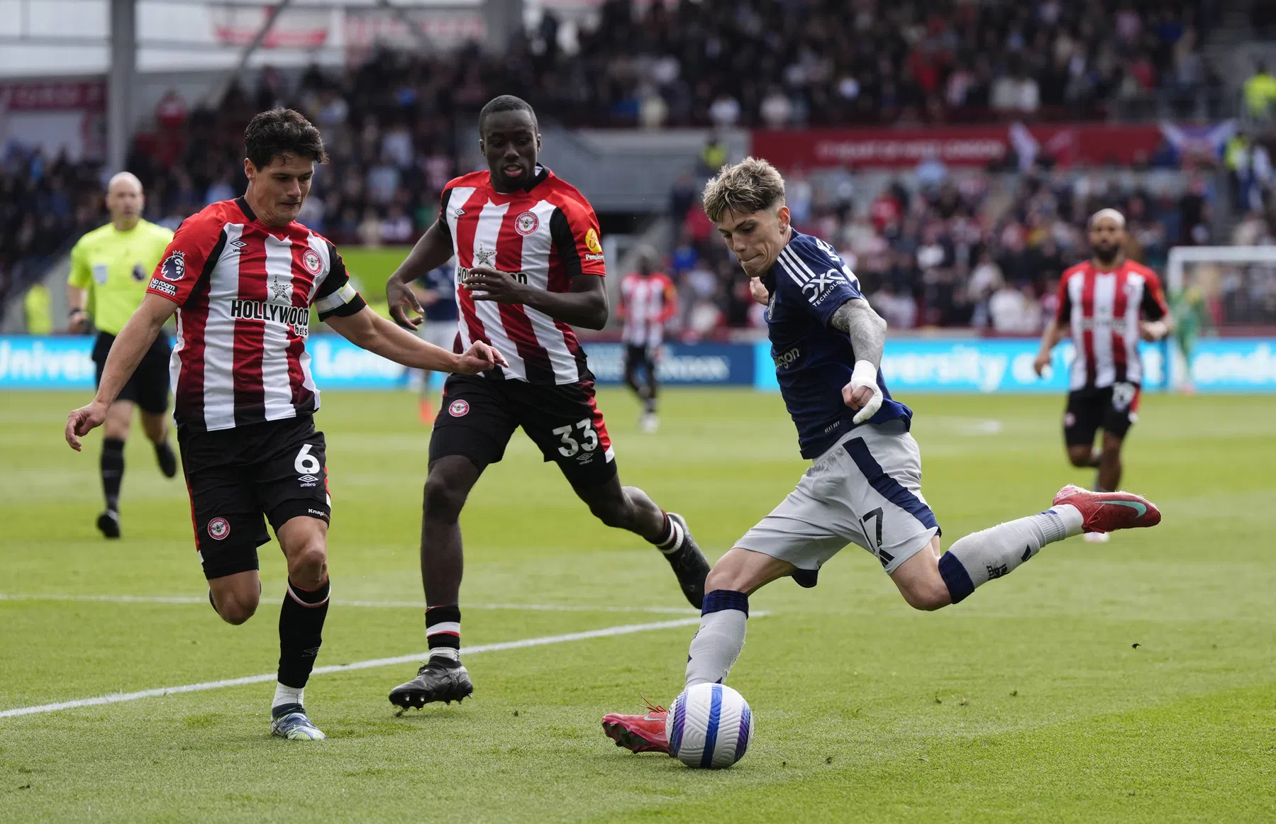 Piepjong United onderuit in spektakelstuk, ex-Feyenoorders belangrijk voor Brighton